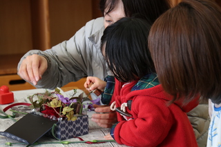 子どもも一緒にお花選び