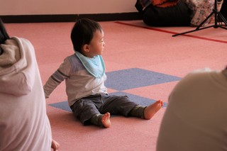 上手にリズムをとる子ども