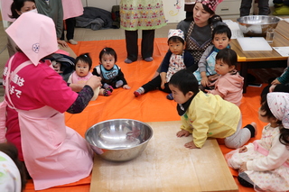 子ども達も興味津々