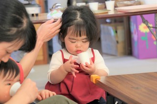 試飲の様子