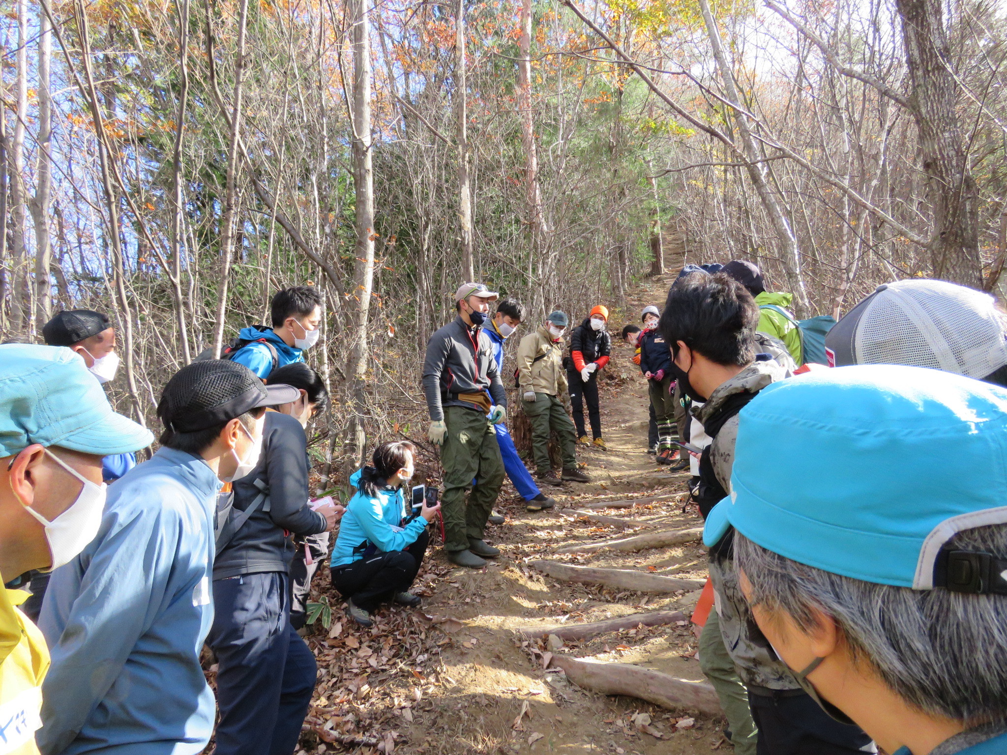 登山道整備説明時.JPG