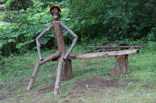 5木のベンチ.JPG