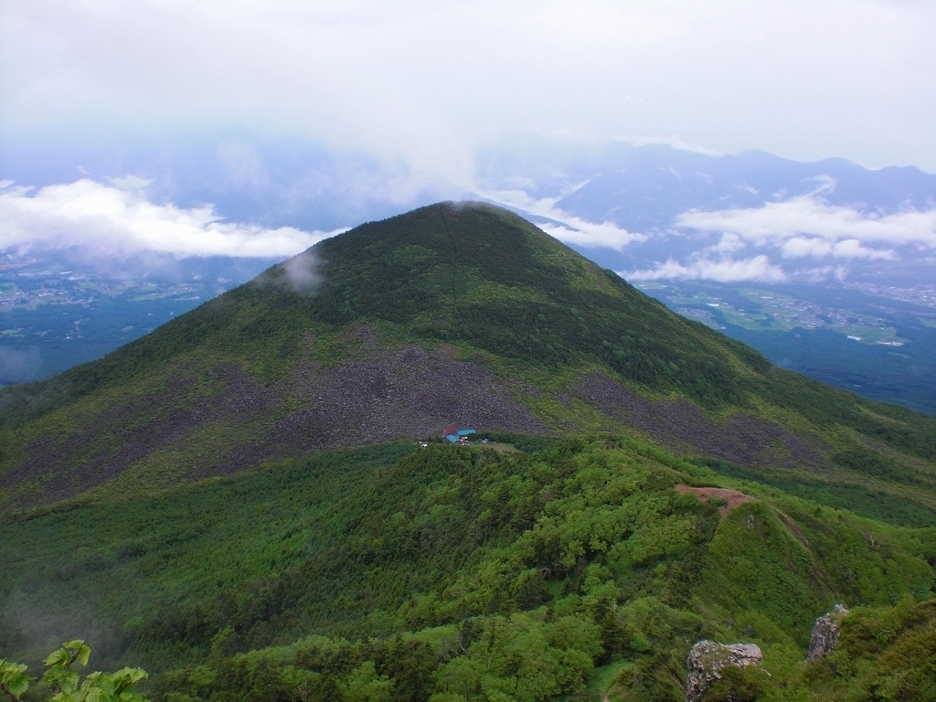 編笠山