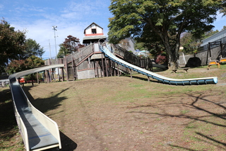 ローラー滑り台.JPG