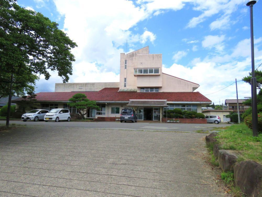 高根町農村環境改善センター