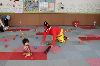 11鬼さんとにらめっこ.JPG