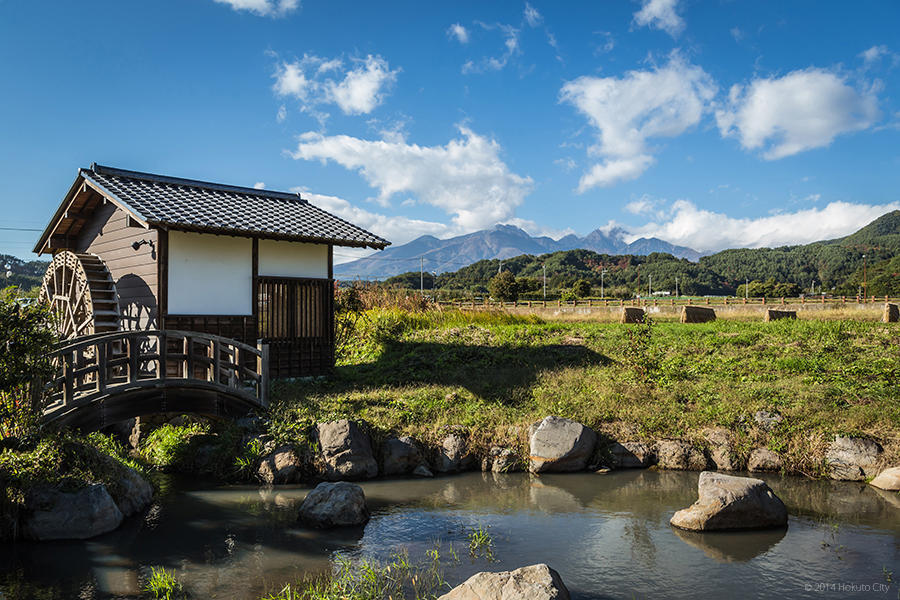05.津金の三代校舎と海岸寺と石仏群 10の写真