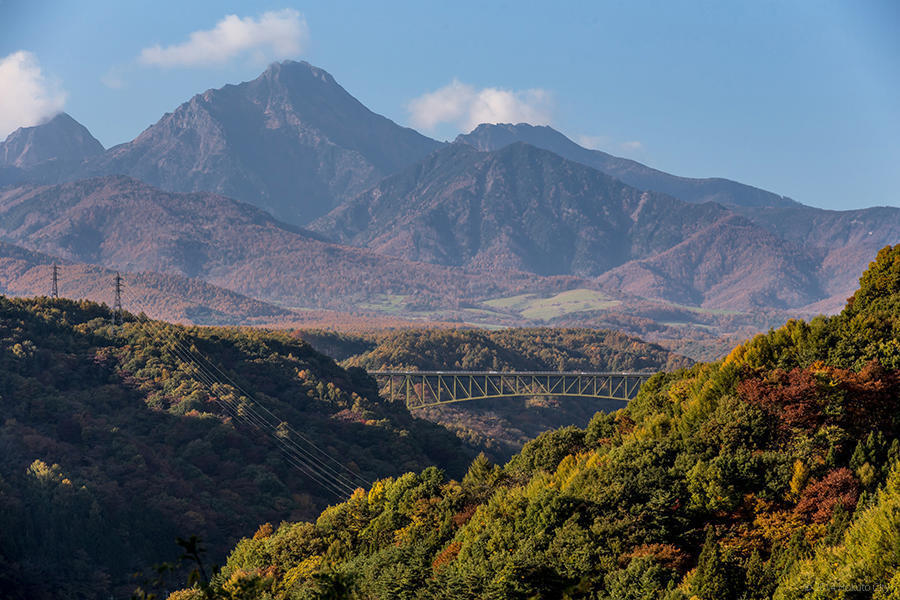 07.高原大橋からの八ヶ岳と川俣川渓谷 15の写真