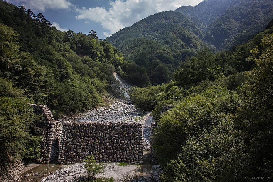 24.精進ヶ滝と石空川渓谷 04の写真