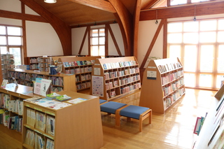 図書館内