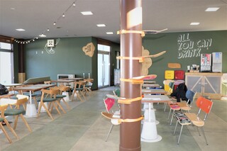 5いたるところにスノボが.JPG