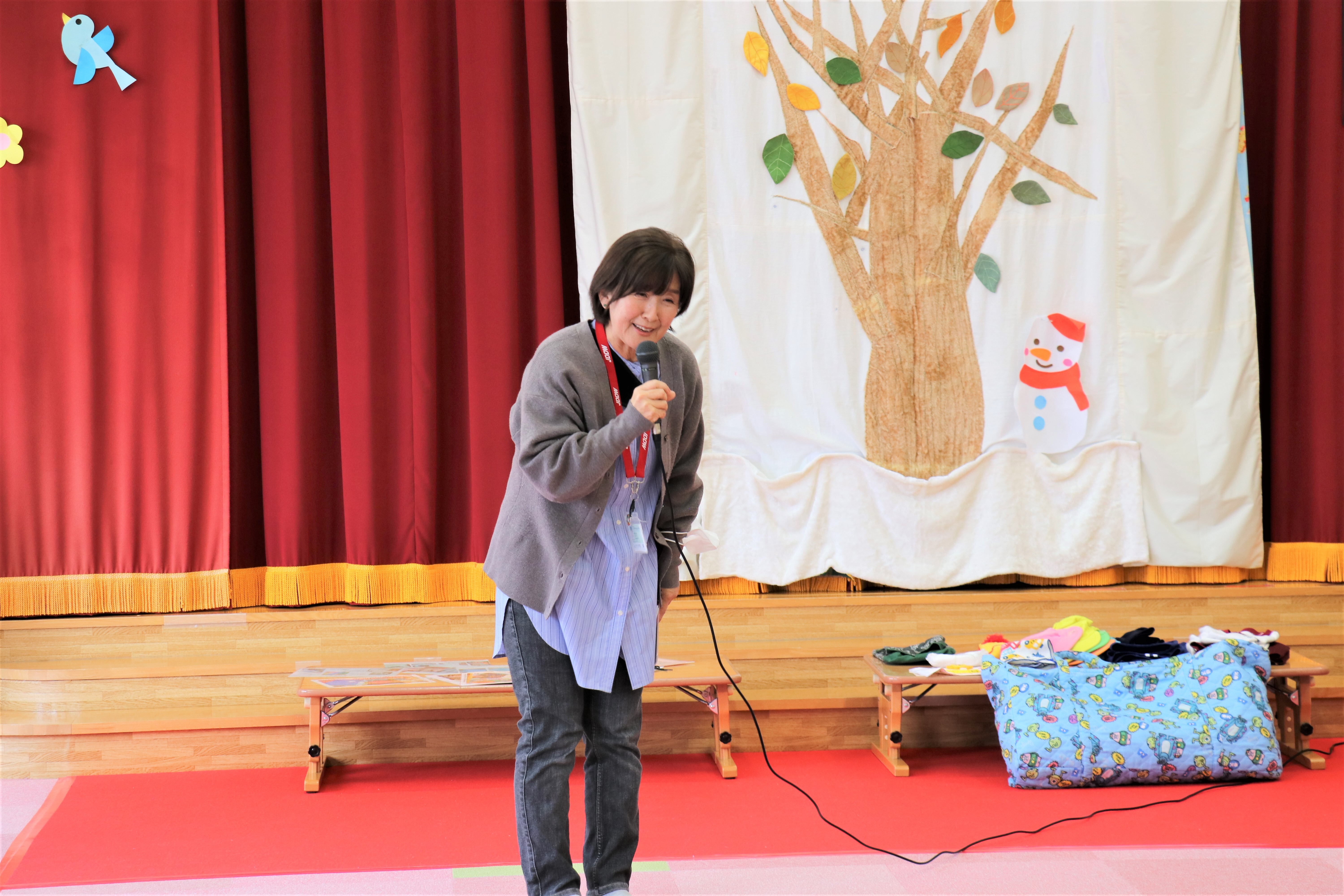 3心理士の中瀬友子先生.JPG