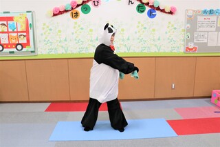 4体を左にひねる.jpg