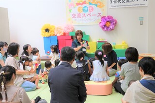 5手袋シアターjpg.jpg