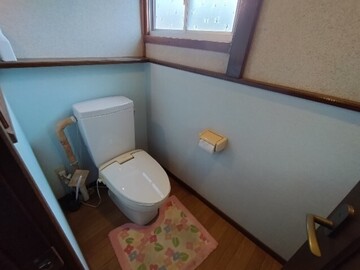 トイレ (JPG 45.8KB)