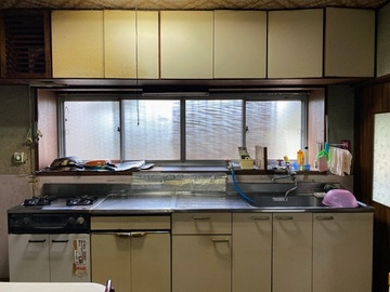 台所1 (JPG 94.3KB)