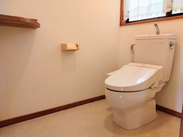 トイレ (JPG 105KB)