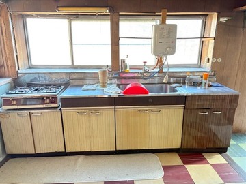 古屋キッチン (JPEG 101KB)