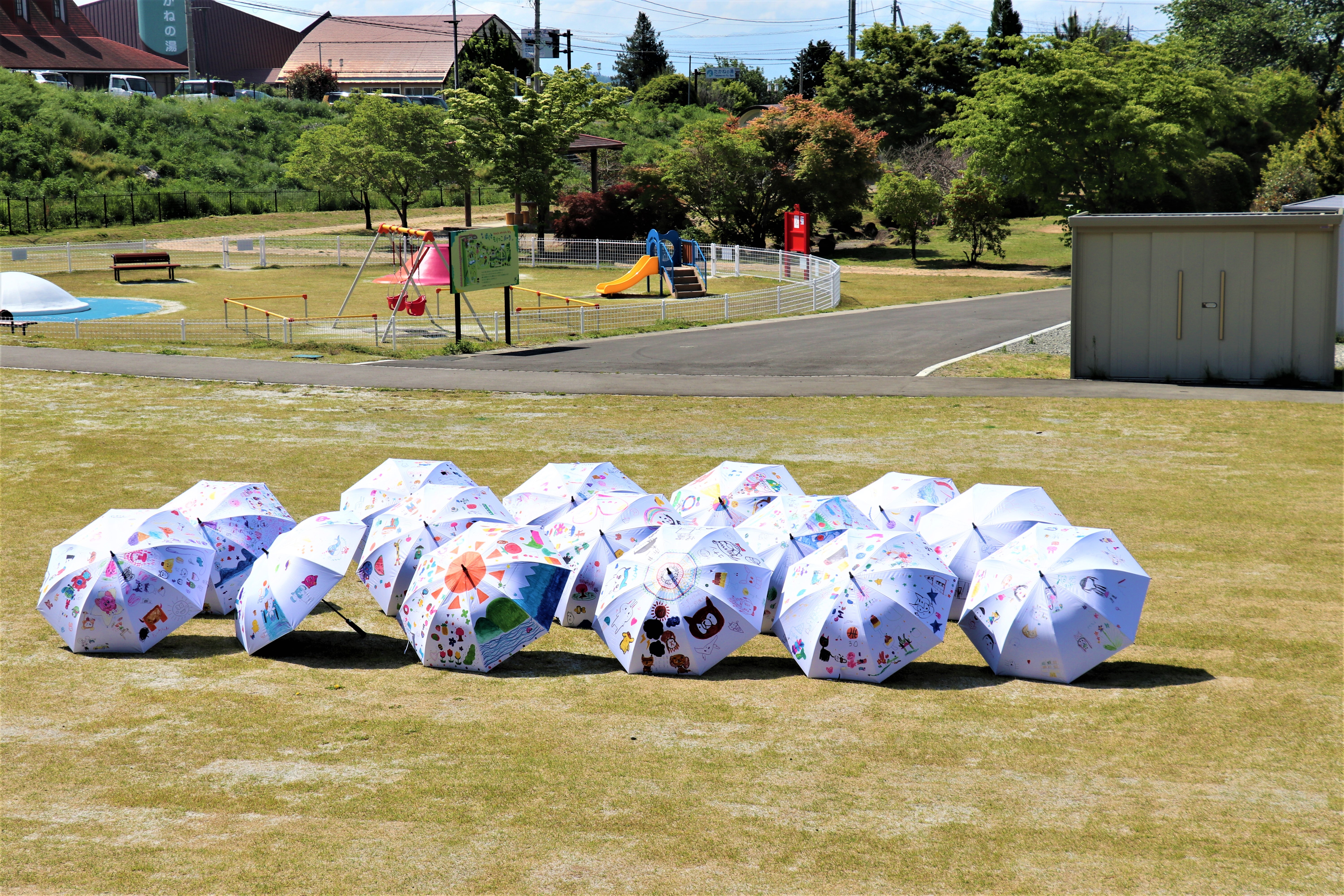 1日傘勢ぞろい.jpg