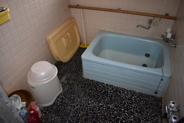 07_母屋風呂 (JPG 358KB)
