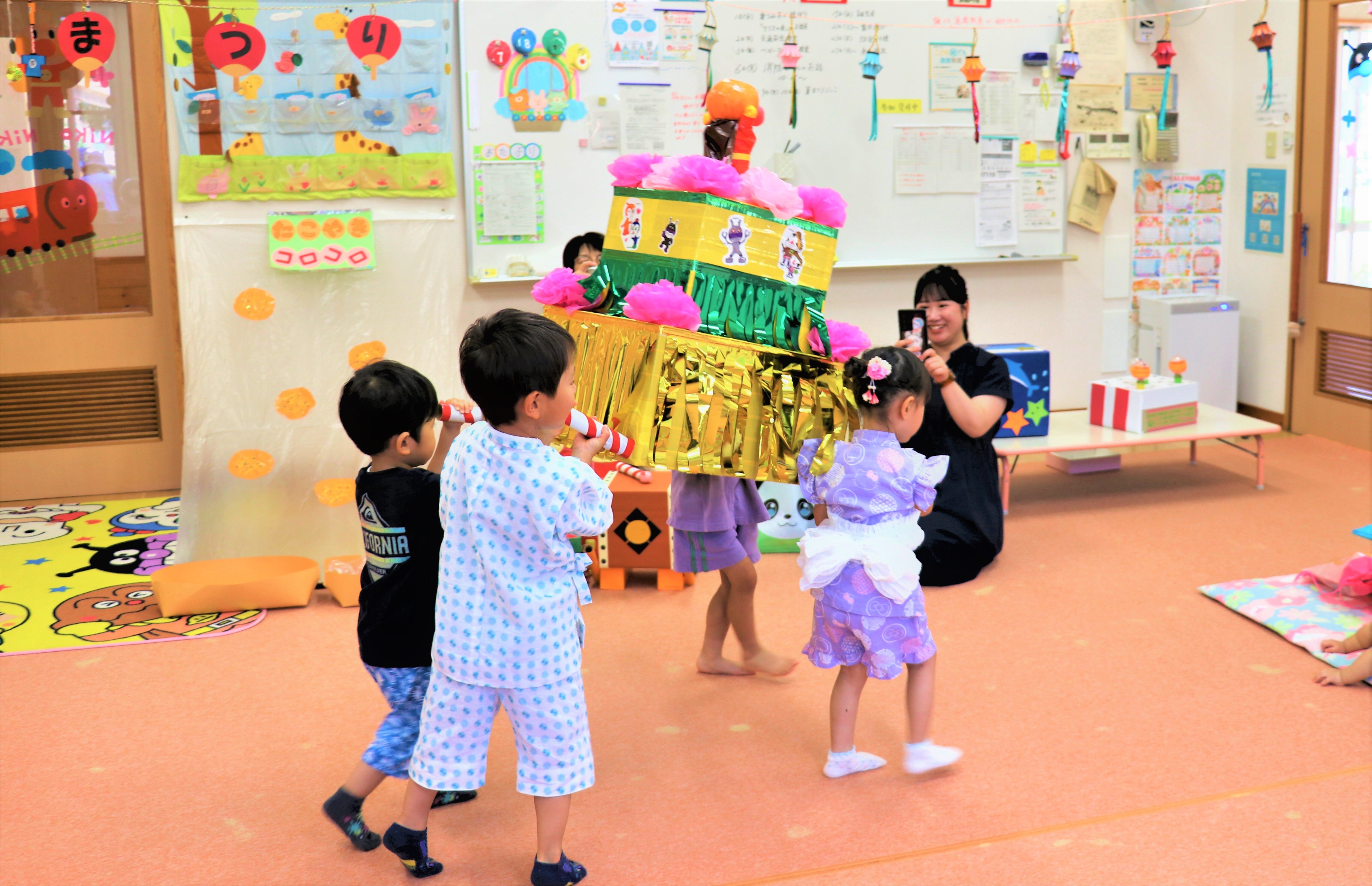 18おみこしワッショイ.jpg