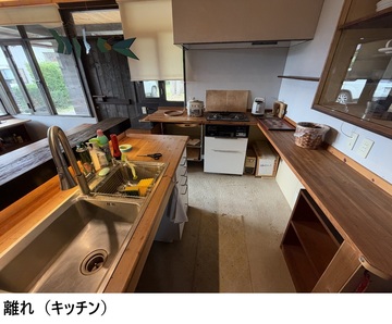 10 (JPG 326KB)
