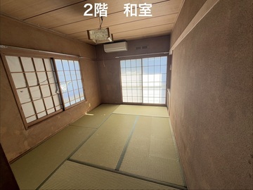 8 (JPG 259KB)