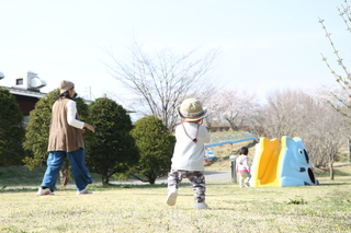 公園遊びの様子