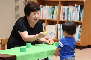 ボランティアさんと子ども