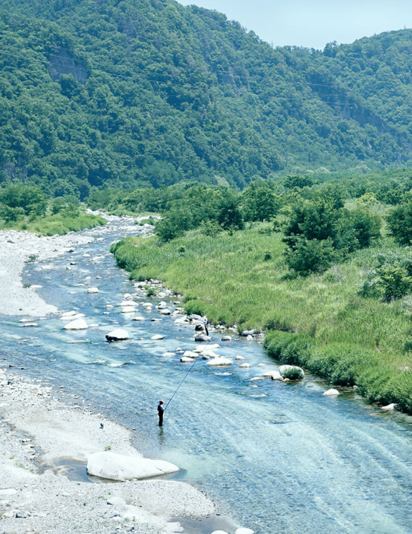 水の山の風景